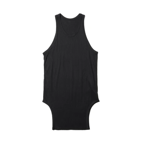 877CUM7 - Shield Tank in Black